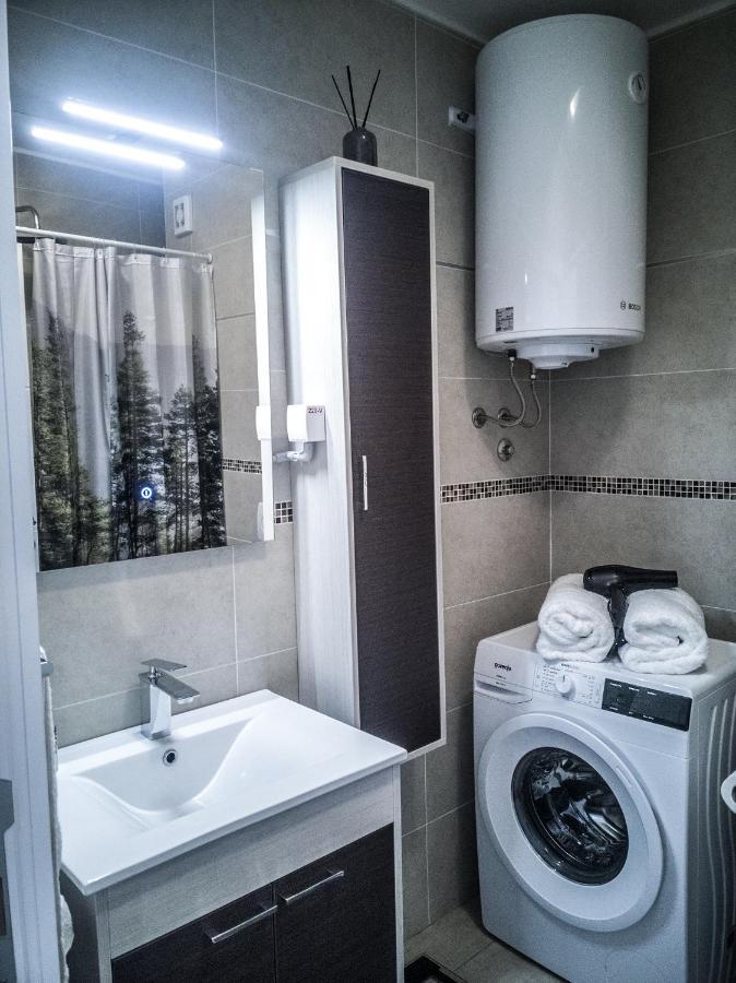 Raw Industrial City Apartment Szabadka Kültér fotó